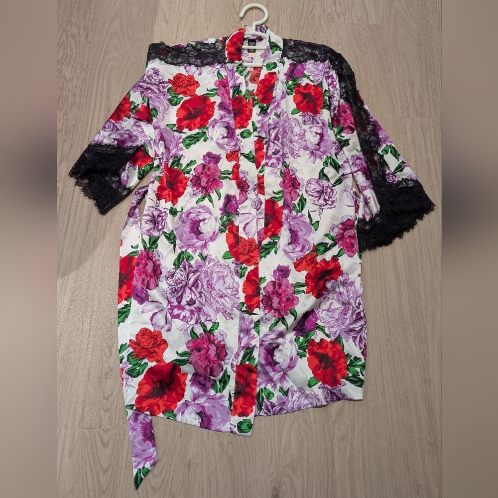 Brand New Victoria's Secret Robe